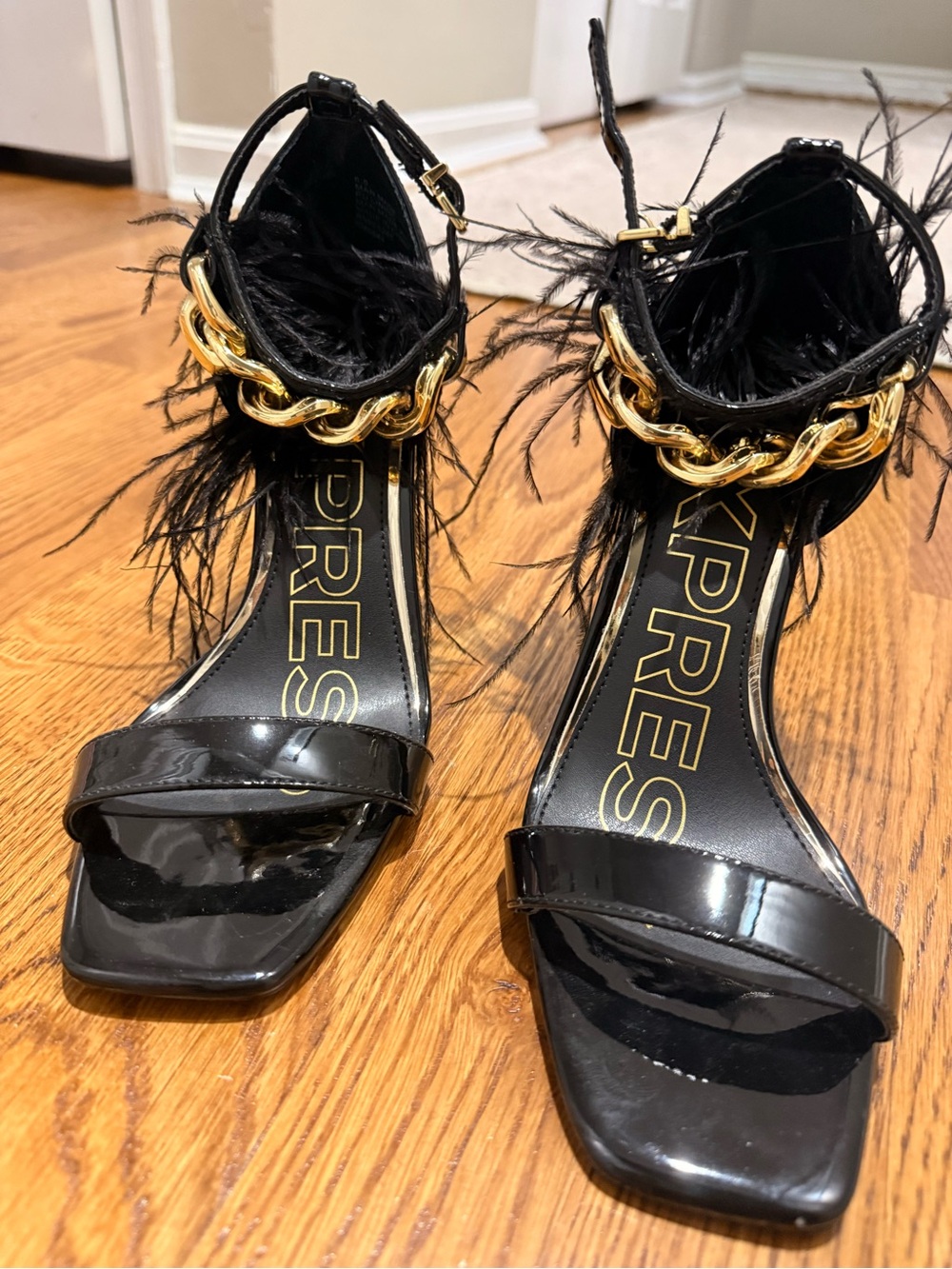 Express shoes 6.5
